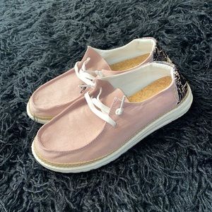 Hey Dude pink python